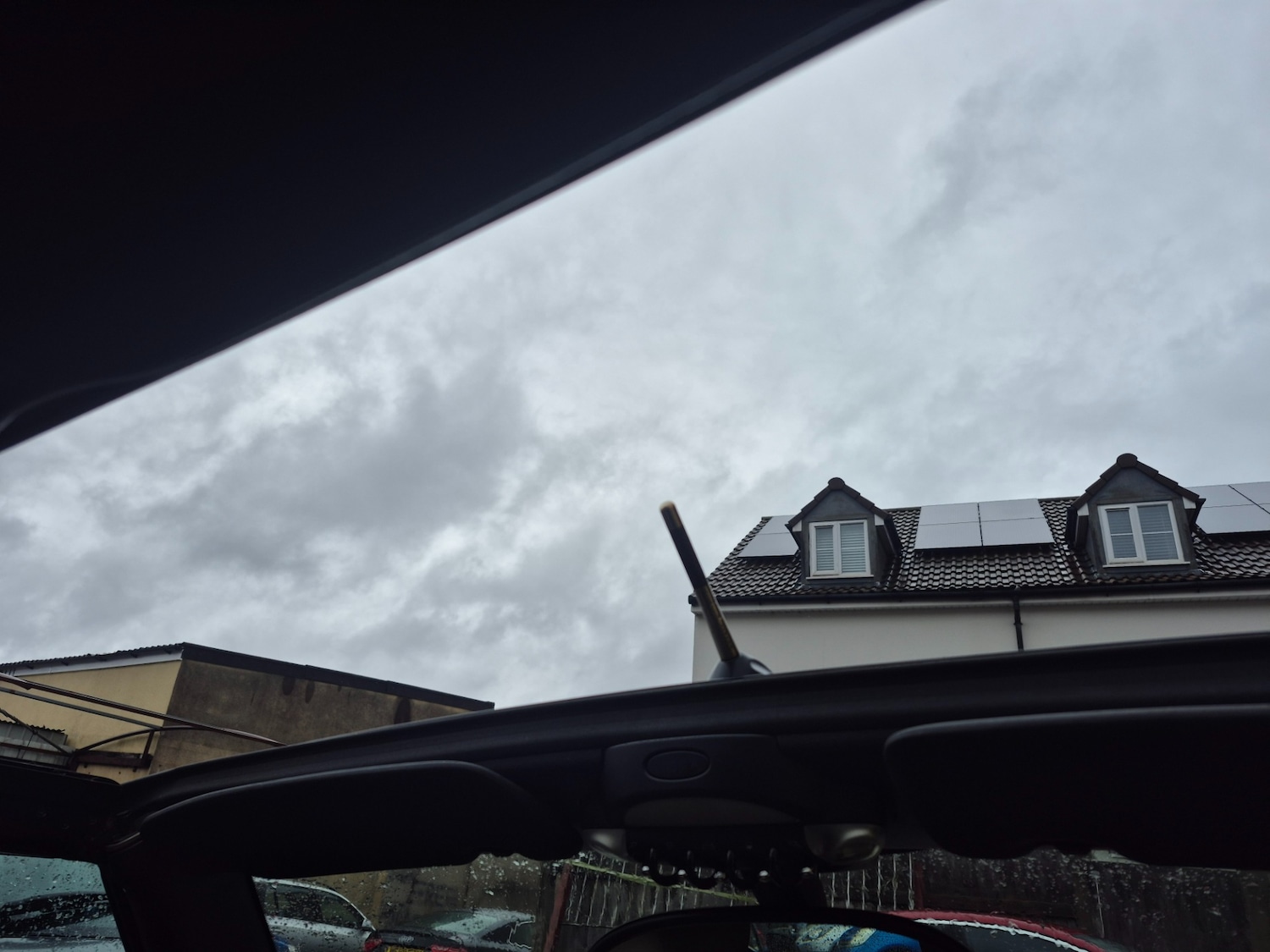 Used MINI Convertible 2010 for sale - 76166295: Photo 15