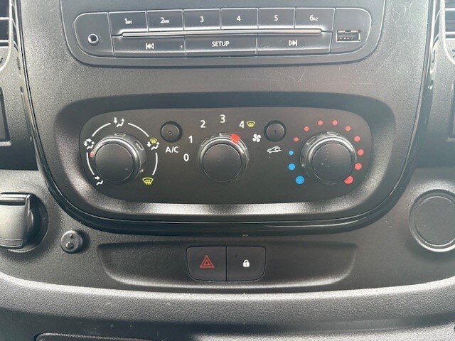 Used Vauxhall Vivaro 2019 for sale - 76625023: Photo 16