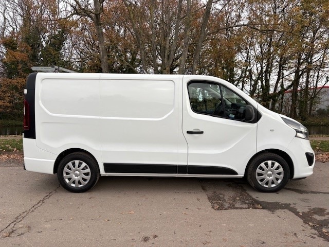Used Vauxhall Vivaro 2019 for sale - 76625023: Photo 8