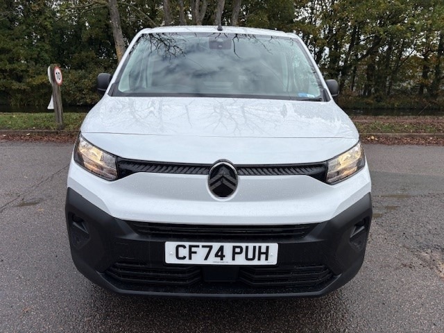 Used Citroen Berlingo 2024 for sale - 76352669: Photo 2