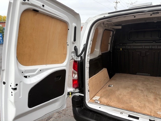 Used Citroen Berlingo 2024 for sale - 76352669: Photo 23
