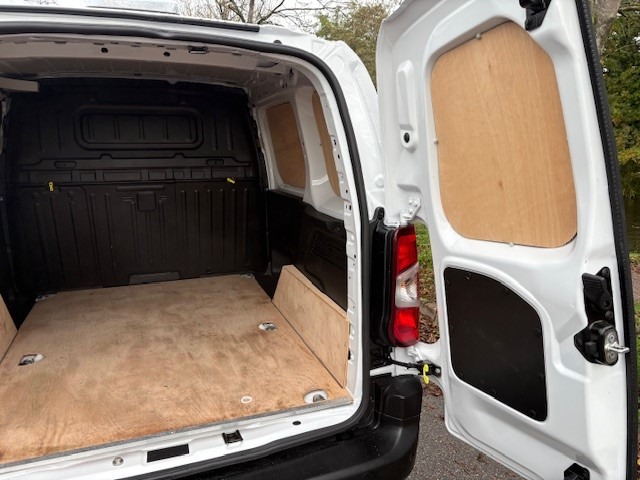 Used Citroen Berlingo 2024 for sale - 76352669: Photo 24