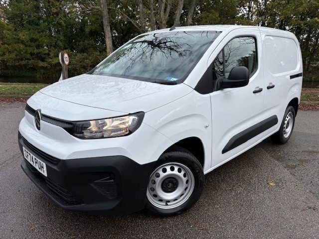 Used Citroen Berlingo 2024 for sale - 76352669: Photo 3