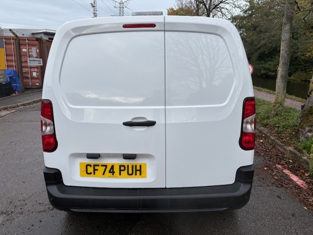 Used Citroen Berlingo 2024 for sale - 76352669: Photo 6
