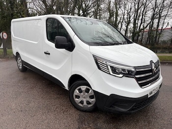 Renault Trafic feature image