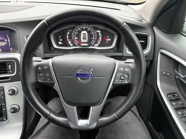 Used Volvo S60 2017 for sale - 77285578: Photo 10