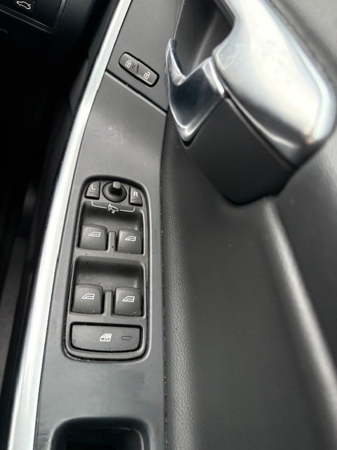 Used Volvo S60 2017 for sale - 77285578: Photo 20