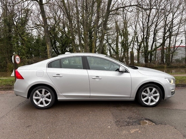 Used Volvo S60 2017 for sale - 77285578: Photo 8