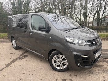 Vauxhall Vivaro feature image