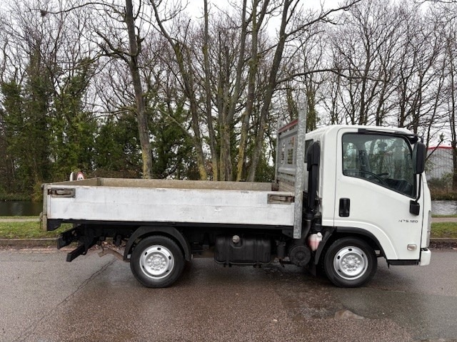 Used Isuzu Other 2015 for sale - 77124047: Photo 6
