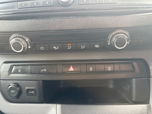 Used Vauxhall Vivaro 2020 for sale - 77235592: Photo 17