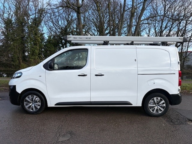 Used Vauxhall Vivaro 2020 for sale - 77235592: Photo 4