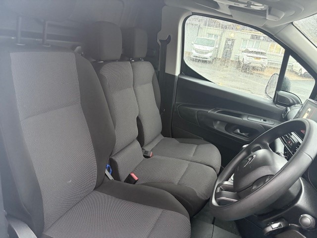 Used Citroen Berlingo 2020 for sale - 76918213: Photo 8