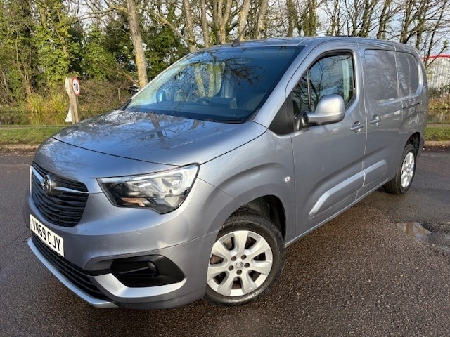 Used Vauxhall Combo 2019 for sale - 77434683: Photo 3
