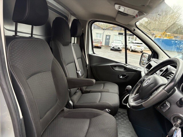 Used Vauxhall Vivaro 2019 for sale - 77489811: Photo 10