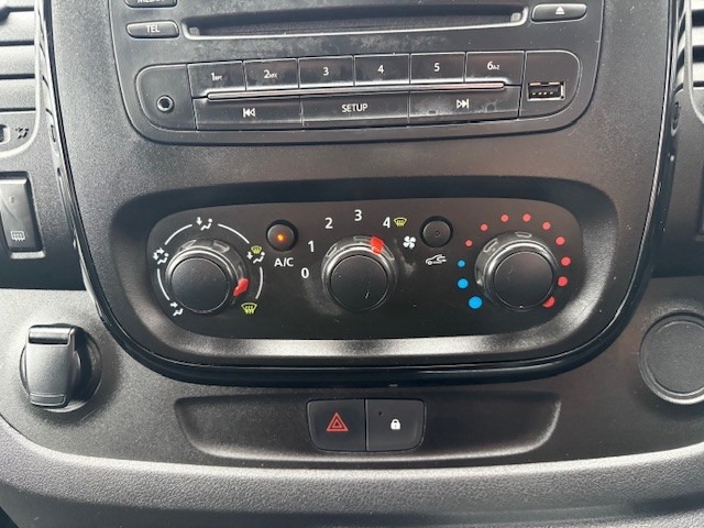 Used Vauxhall Vivaro 2019 for sale - 77489811: Photo 16