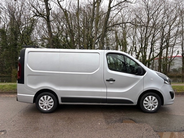Used Vauxhall Vivaro 2019 for sale - 77489811: Photo 7