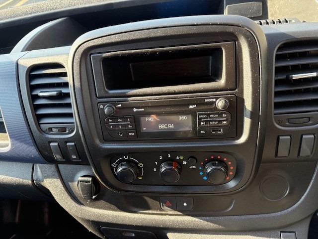 Used Vauxhall Vivaro 2019 for sale - 77934523: Photo 13