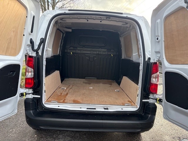 Used Peugeot Partner 2024 for sale - 77260919: Photo 21