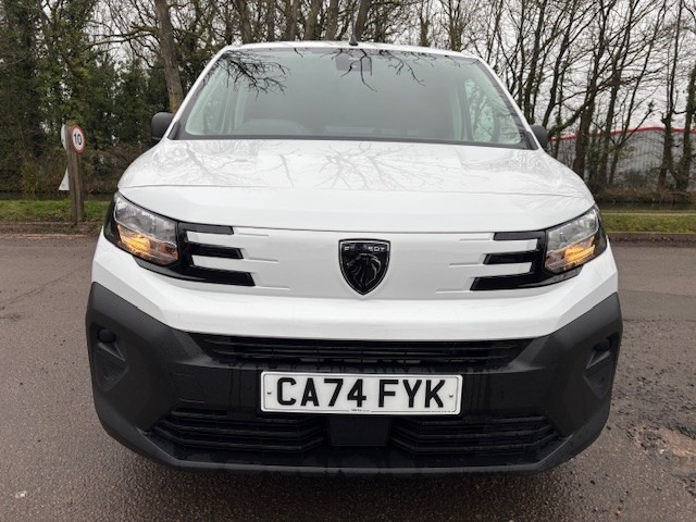 Used Peugeot Partner 2024 for sale - 77418636: Photo 2