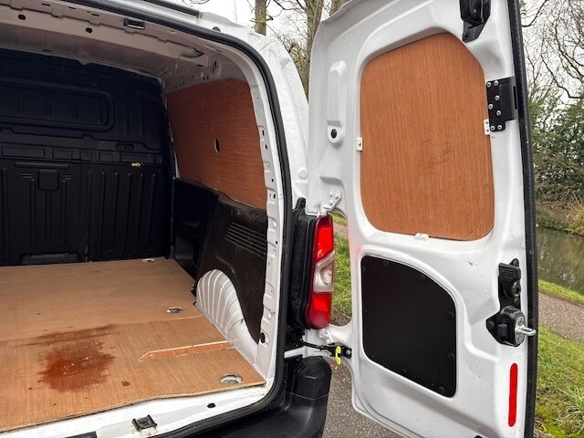 Used Peugeot Partner 2024 for sale - 77418636: Photo 23