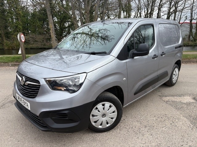 Used Vauxhall Combo 2019 for sale - 77998461: Photo 3