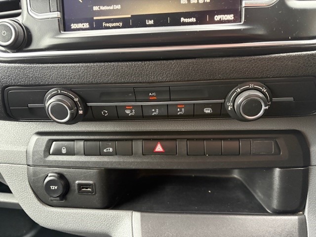 Used Vauxhall Vivaro 2021 for sale - 76532517: Photo 16