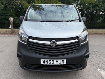Used Vauxhall Vivaro 2019 for sale - 75582175: Photo
