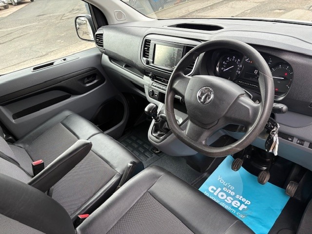 Used Vauxhall Vivaro 2021 for sale - 77640973: Photo 10
