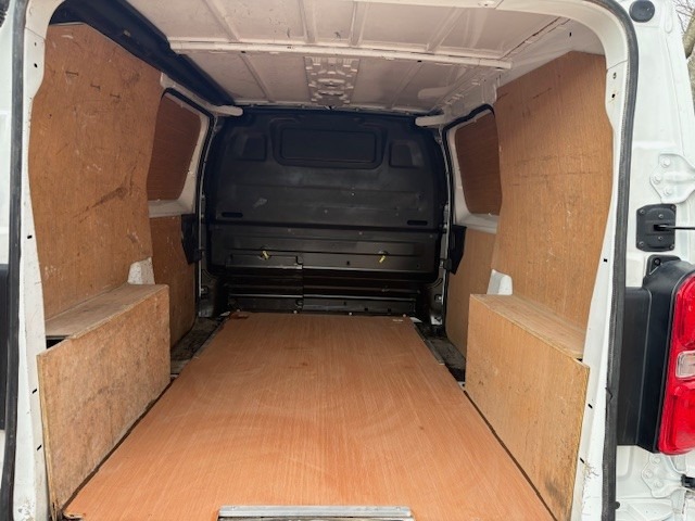 Used Vauxhall Vivaro 2021 for sale - 77640973: Photo 20