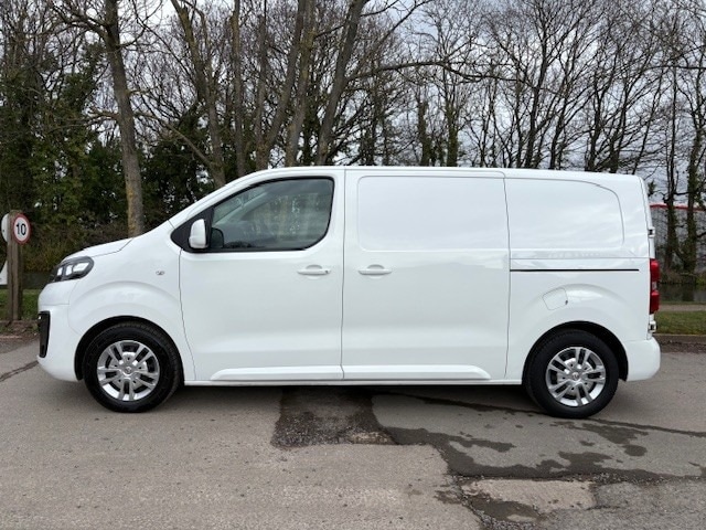 Used Vauxhall Vivaro 2021 for sale - 77640973: Photo 4