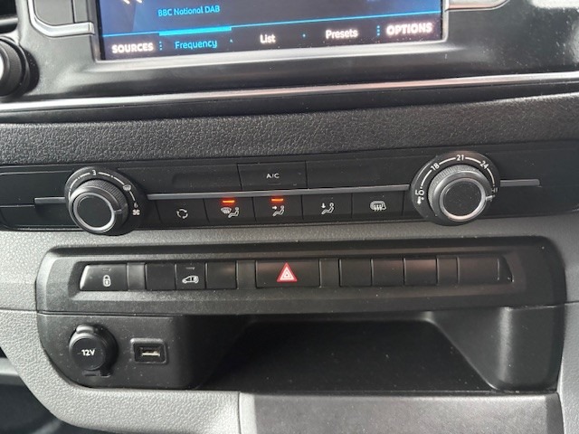 Used Peugeot Expert 2021 for sale - 76971522: Photo 17