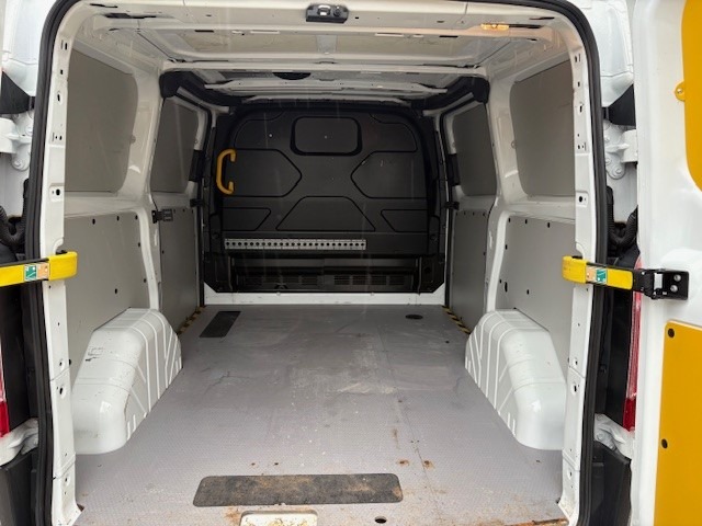 Used Ford Transit Custom 2018 for sale - 76532262: Photo 22