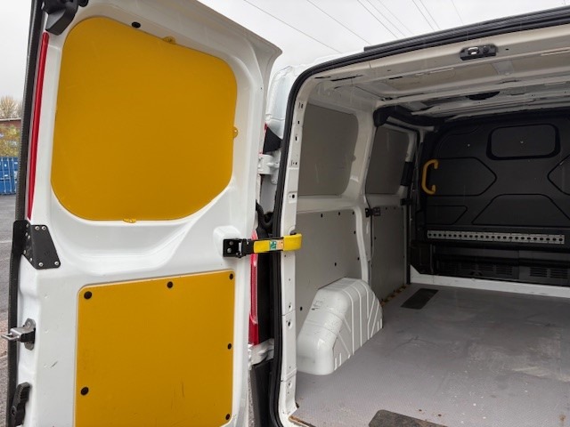 Used Ford Transit Custom 2018 for sale - 76532262: Photo 23