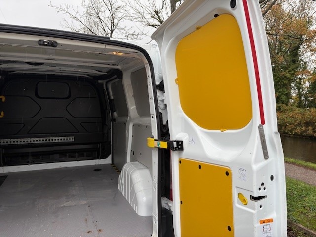 Used Ford Transit Custom 2018 for sale - 76532262: Photo 24