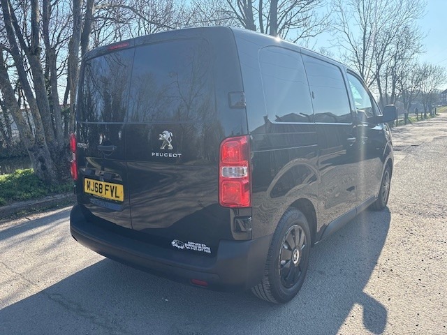 Used Peugeot Expert 2019 for sale - 77945560: Photo 7