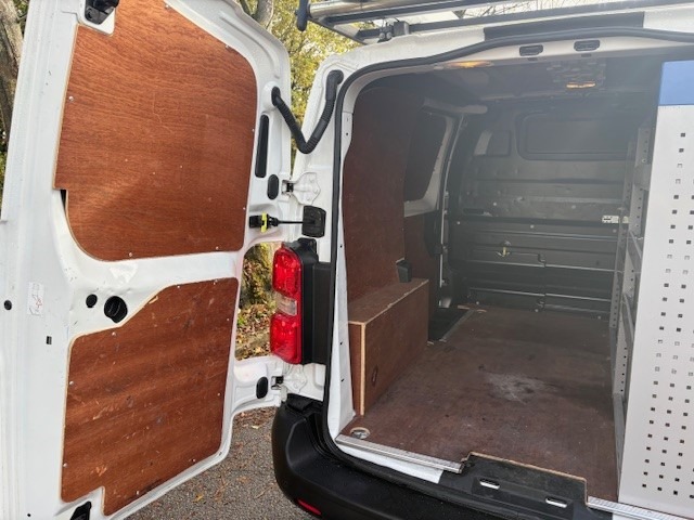 Used Citroen Dispatch 2020 for sale - 76319801: Photo 24