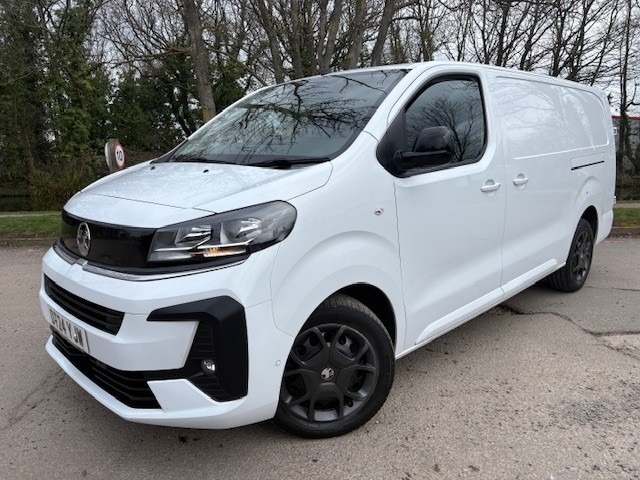 Used Vauxhall Vivaro 2024 for sale - 77731040: Photo 3