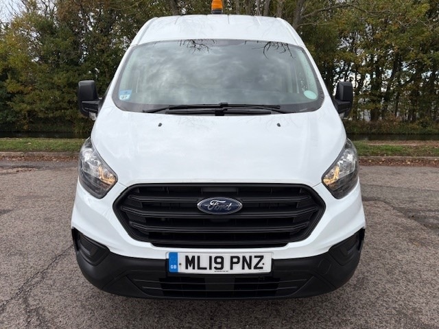 Used Ford Transit Custom 2019 for sale - 76353705: Photo 2