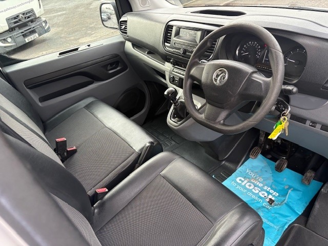 Used Vauxhall Vivaro 2020 for sale - 77196604: Photo 10