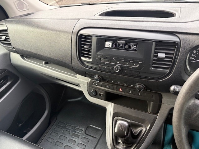 Used Vauxhall Vivaro 2020 for sale - 77196604: Photo 12