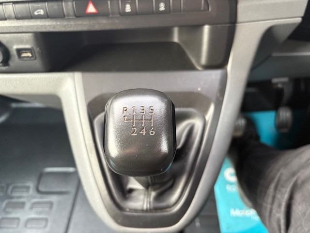 Used Vauxhall Vivaro 2020 for sale - 77196604: Photo 15