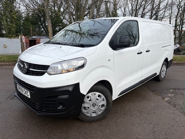 Used Vauxhall Vivaro 2020 for sale - 77196604: Photo 3