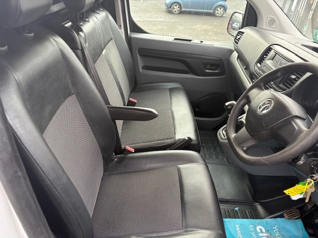 Used Vauxhall Vivaro 2020 for sale - 77196604: Photo 9