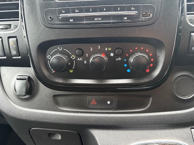 Used Vauxhall Vivaro 2018 for sale - 76807585: Photo 17