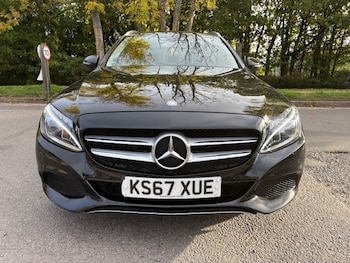 Used Mercedes-Benz C-Class 2017 for sale - 76218521: Photo 2