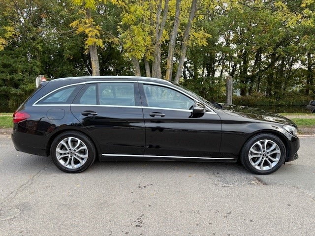 Used Mercedes-Benz C Class 2017 for sale - 76218521: Photo 8