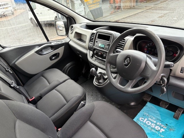 Used Renault Trafic 2017 for sale - 76531839: Photo 12