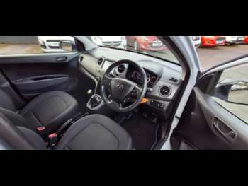 Used Hyundai i10 2019 for sale - 73443765: Photo