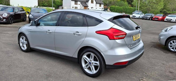 Used Ford Focus 2016 for sale - 74398372: Photo 2